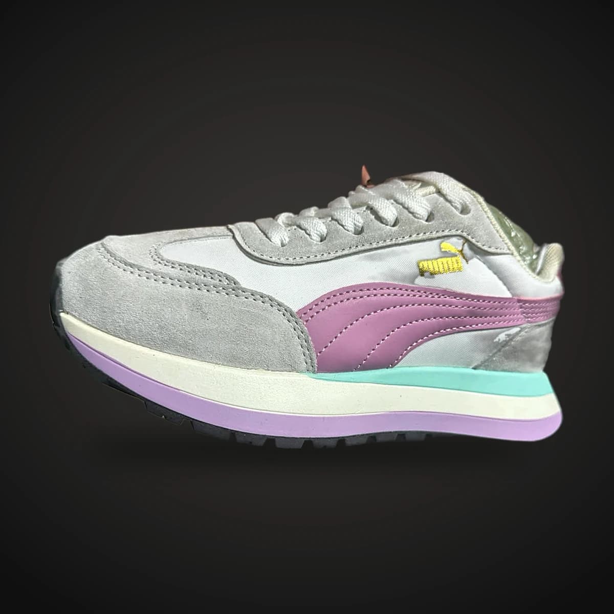 Running retro gris y lila